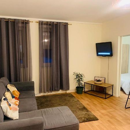 Appartement Calme Et Chaleureux Proche De Paris Курбевуа Екстер'єр фото